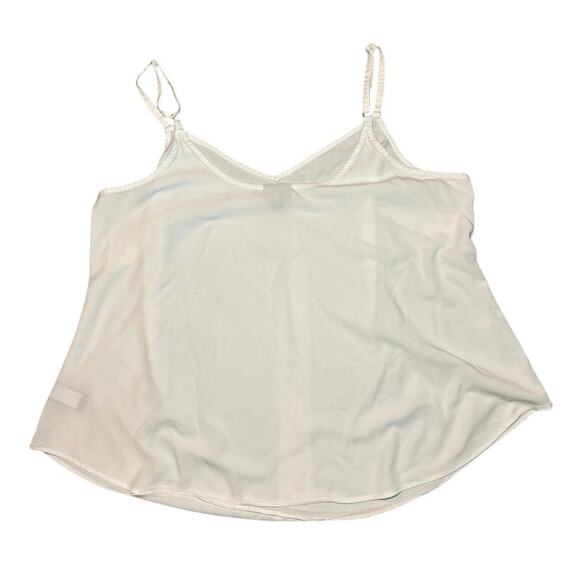 White Torrid Tank Top with Adjustable Straps Size 1/1X - Picture 3 of 3